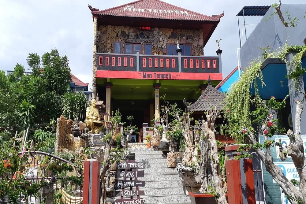 Ayam Betutu Men Tempeh, Gilimanuk – Bali